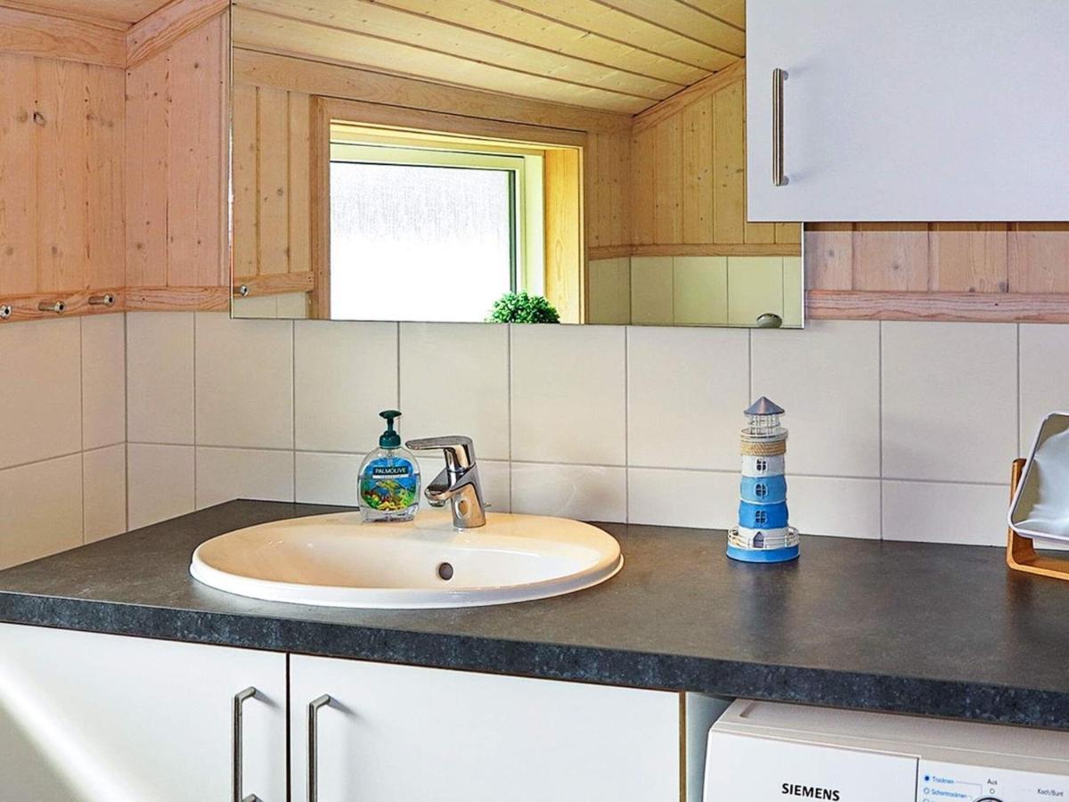 8 Person Holiday Home In Gro Enbrode Großenbrode Esterno foto